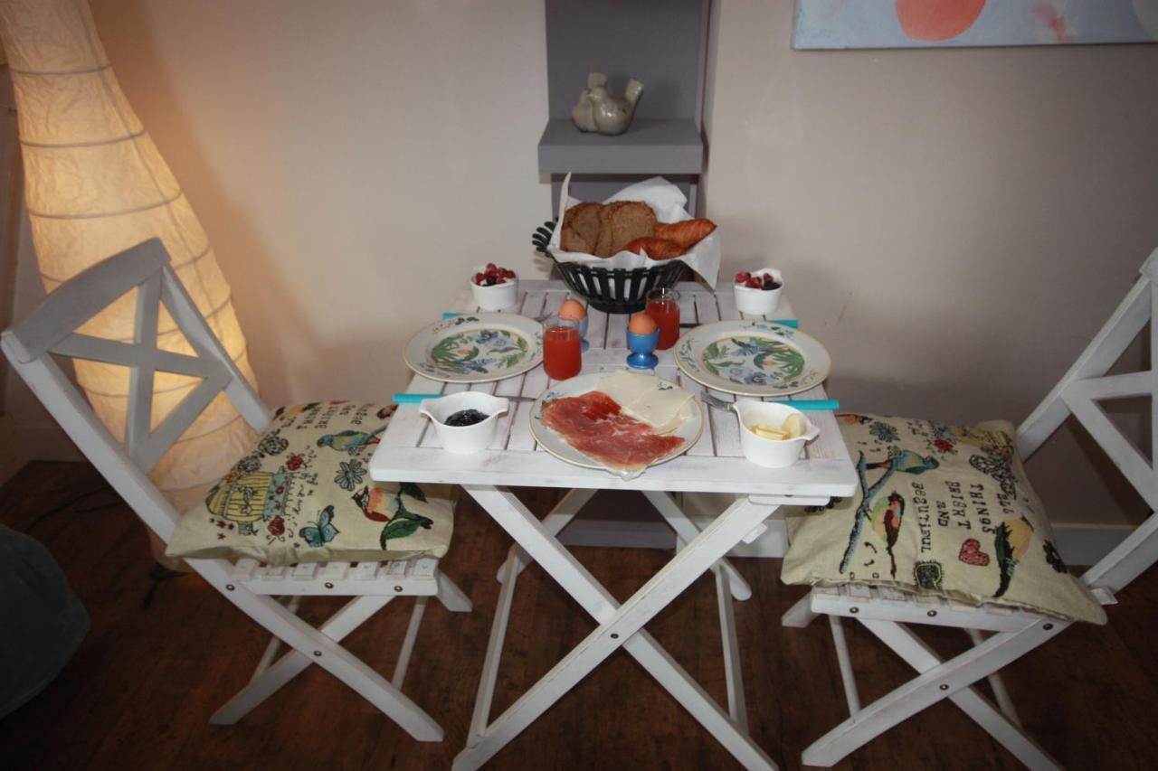 헤이그 De Pimpelmees B&B 외부 사진